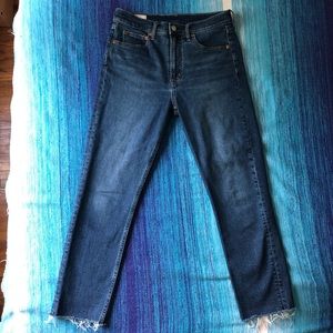 28 | 6R Cigarette High Rise